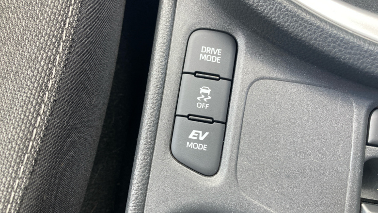 Toyota Yaris Cross 1.5 Hybrid Design 5dr CVT Hybrid Estate